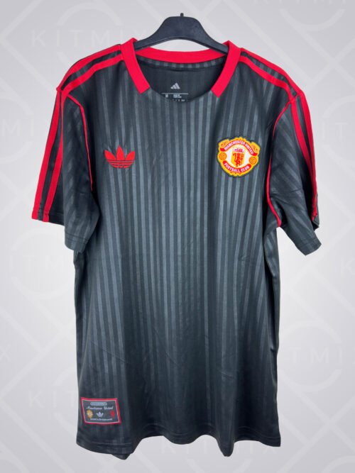Manchester United Vintage Black 25/26