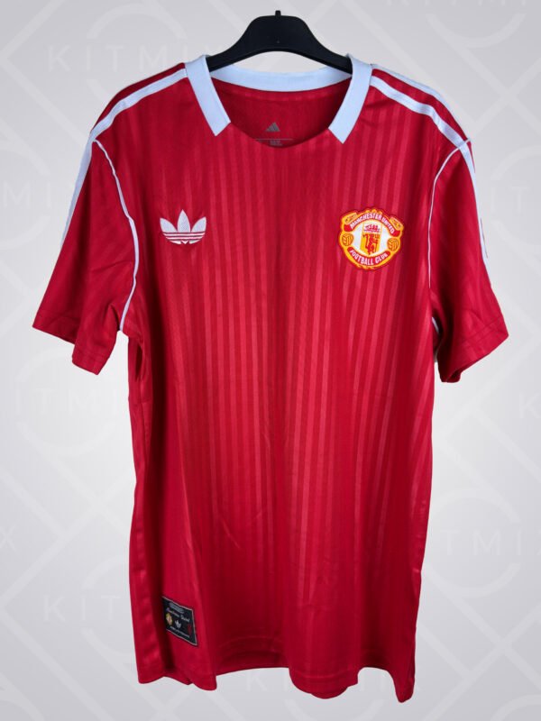 Manchester United Vintage Red 25/26