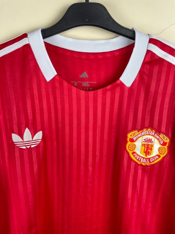 Manchester United Vintage Red 25/26