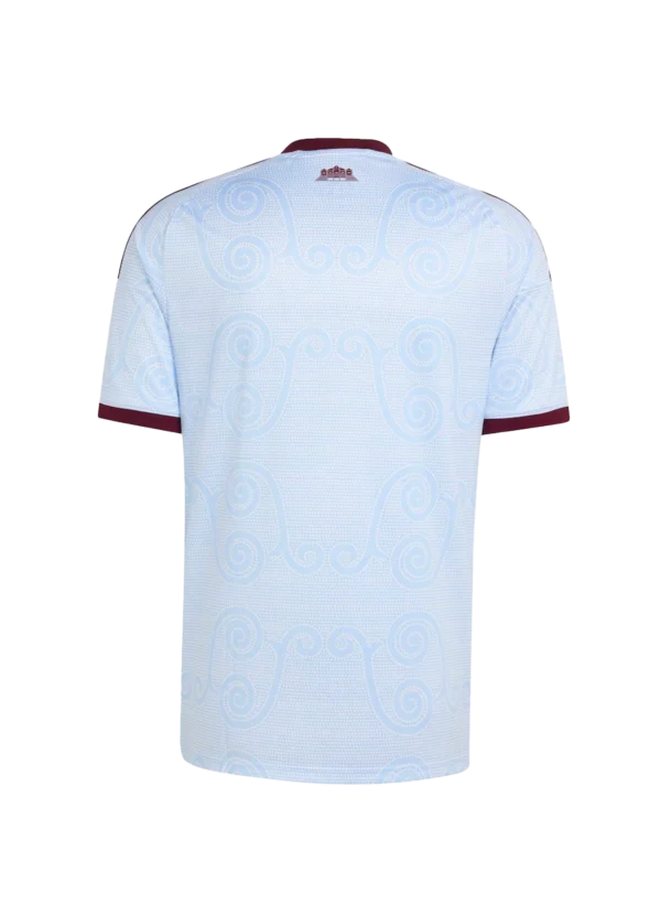 Aston Villa Terceiro 26/27